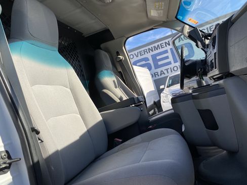 Used 2013 Ford E-150 and Econoline 150 w/ PWR Group image 21
