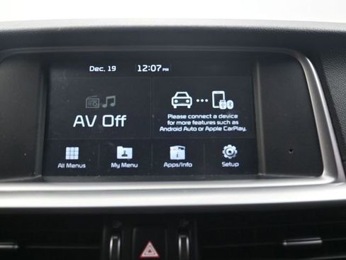 Used 2020 Kia Optima LX image 17