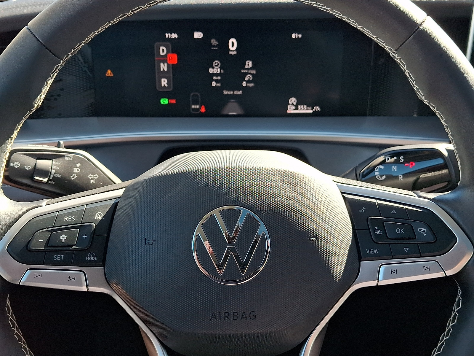 Used 2025 Volkswagen Tiguan SE AWD/4WD image 20