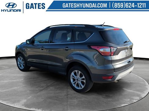 Used 2018 Ford Escape SE AWD/4WD image 7