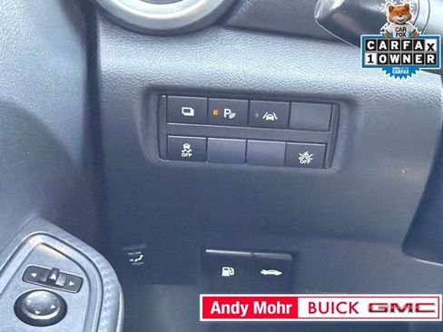 Used 2024 Nissan Versa S w/ Electronics Package FWD image 31