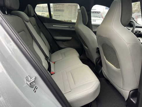 New 2026 Volvo EX30 Plus image 12