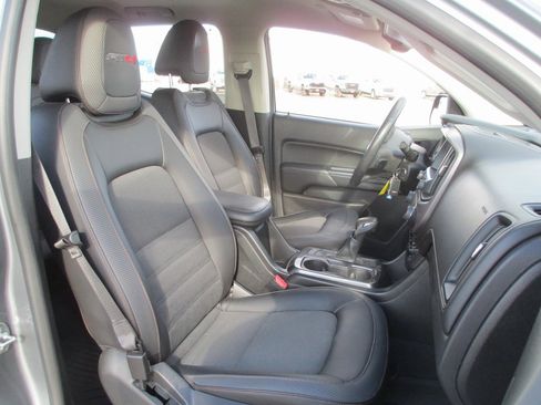 Certified 2022 GMC Canyon AT4 w/ Trailering Package image 18