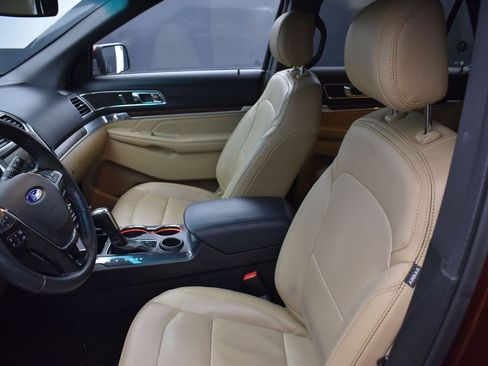 Used 2016 Ford Explorer Limited w/ Equipment Group 301A image 13