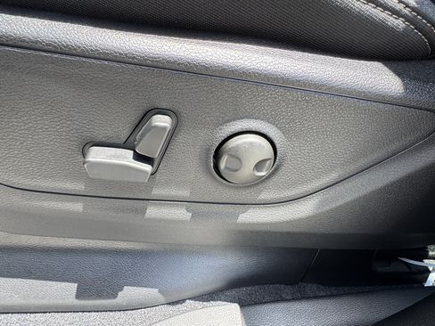 New 2026 RAM 1500 Big Horn AWD/4WD image 10
