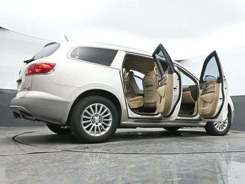 Used 2010 Buick Enclave CXL image 71