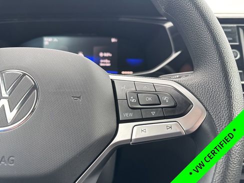 Certified 2022 Volkswagen Taos S image 18