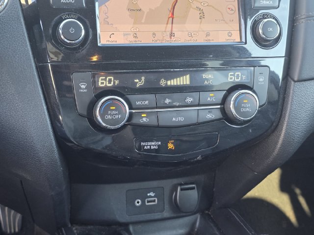 Used 2019 Nissan Rogue SL FWD image 21