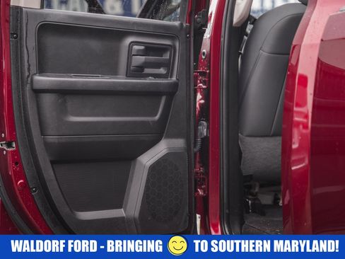 Used 2018 RAM 1500 Express image 35