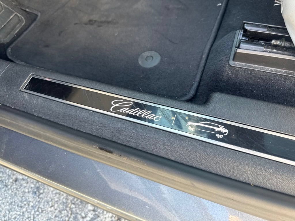 Used 2023 Cadillac Lyriq 2WD image 16