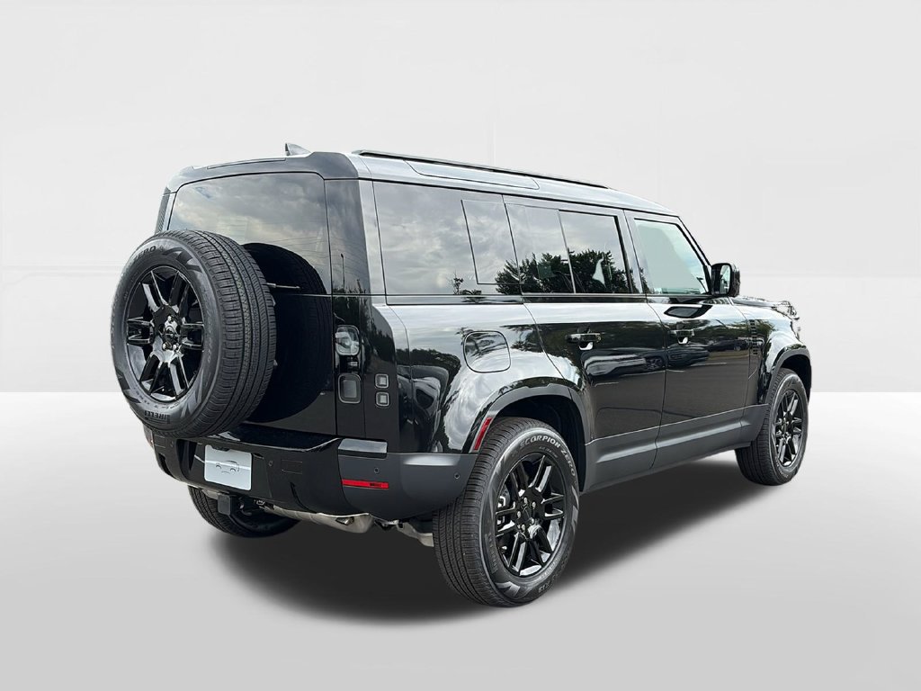 New 2026 Land Rover Defender 110 S AWD/4WD image 5