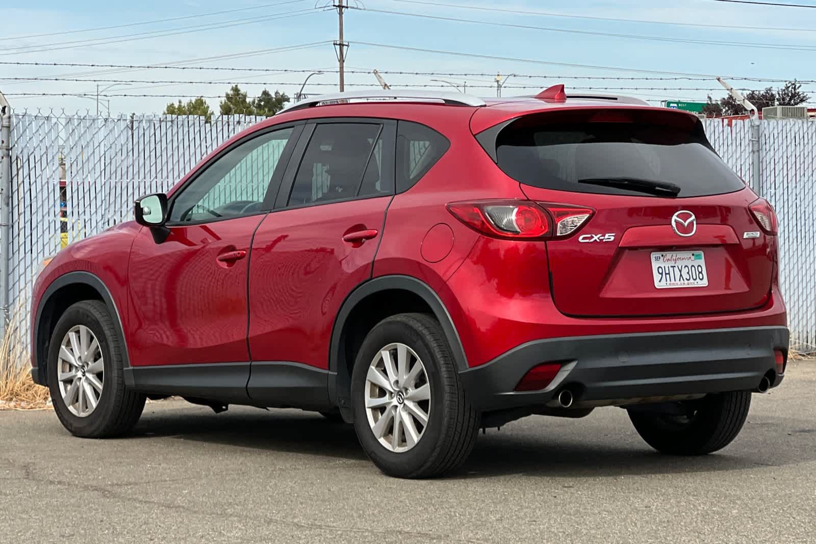 Used 2016 MAZDA CX-5 Touring FWD image 5