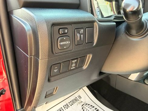 Used 2019 Toyota 4Runner SR5 Premium AWD/4WD image 26
