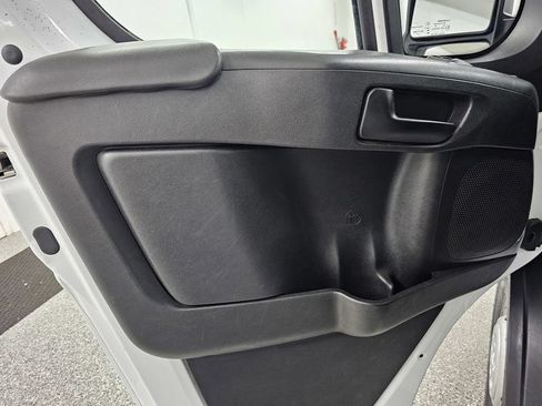 Used 2023 RAM ProMaster 2500 FWD image 14