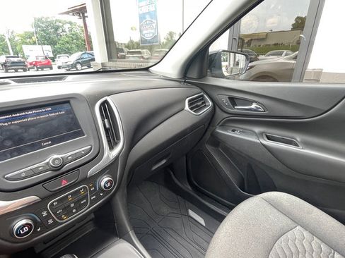 Used 2021 Chevrolet Equinox LT image 34