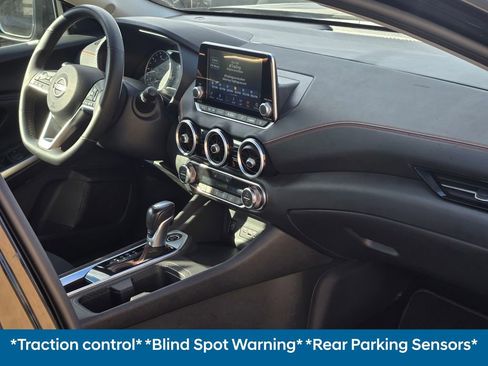 Used 2025 Nissan Sentra SR image 12