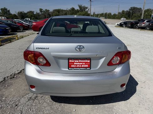 Used 2009 Toyota Corolla LE FWD image 4