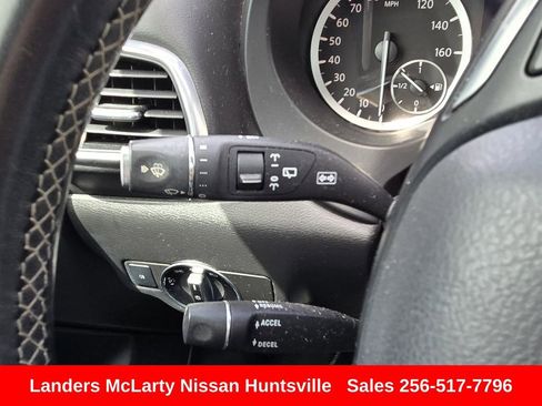 Used 2019 INFINITI QX30 image 27