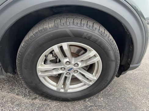 Used 2022 Ford Explorer XLT w/ Equipment Group 202A image 24