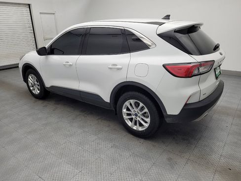 Used 2022 Ford Escape SE w/ Convenience Package AWD/4WD image 3