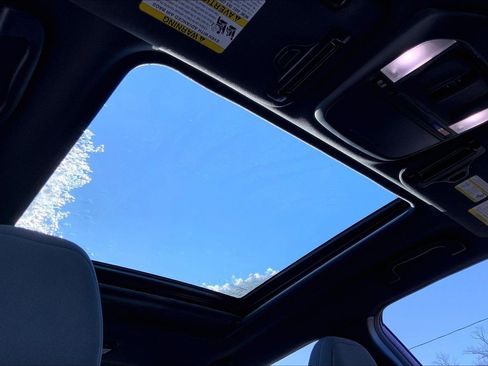 Certified 2025 Subaru Forester Premium image 11