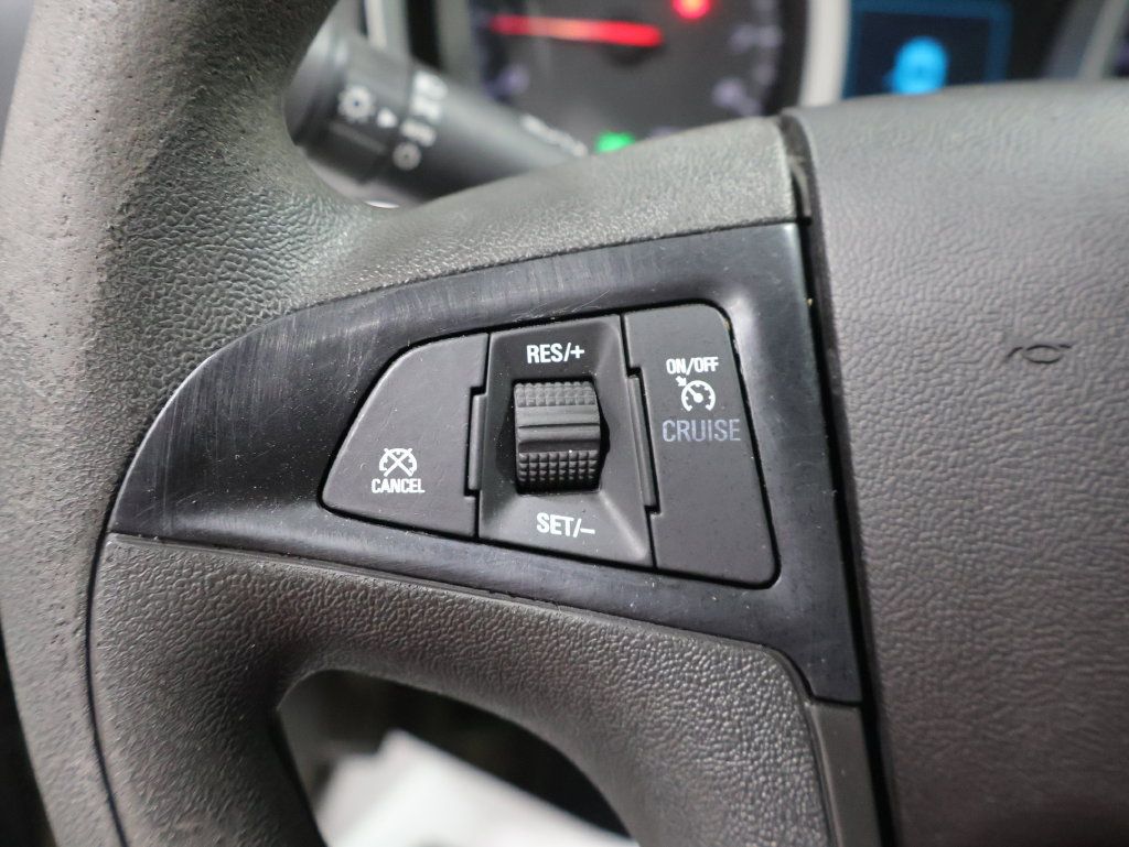 Used 2013 Chevrolet Equinox LS FWD image 29