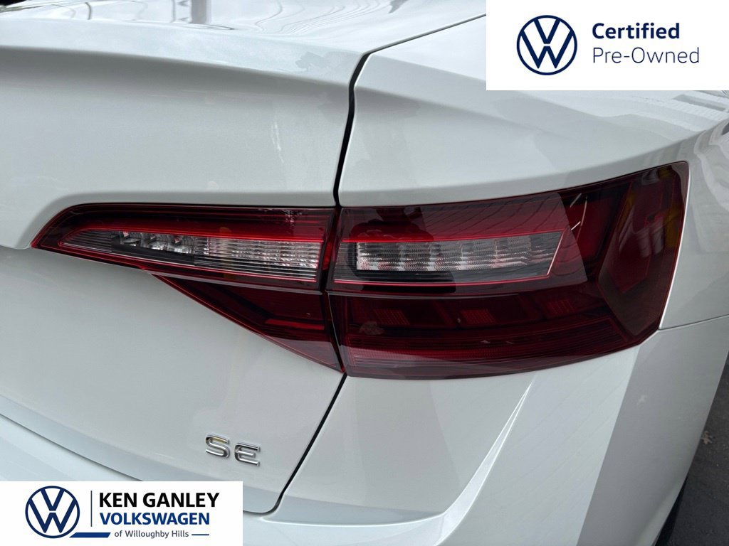 Used 2023 Volkswagen Jetta SE FWD image 8