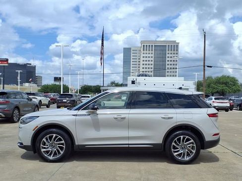 Certified 2022 Lincoln Corsair FWD w/ Equipment Group 101A image 23