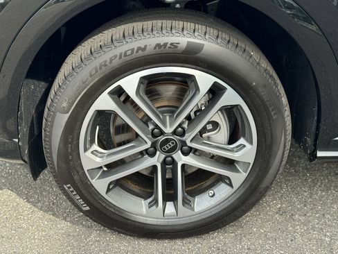 New 2025 Audi Q5 Premium image 7