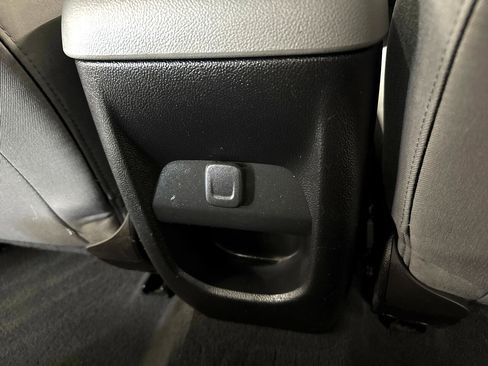 Used 2022 Chevrolet Colorado W/T w/ WT Convenience Package image 38