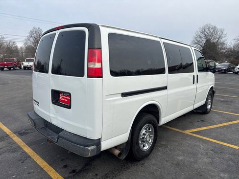 Used 2016 Chevrolet Express 3500 LT w/ LT Preferred Equipment Group image 6