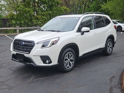 Certified 2023 Subaru Forester Premium AWD/4WD image 22