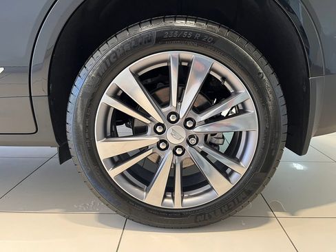 Used 2024 Cadillac XT5 Premium Luxury AWD/4WD image 17