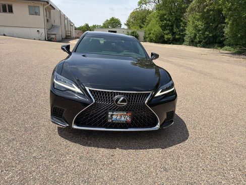 Used 2023 Lexus LS 500 AWD w/ Luxury Package image 11