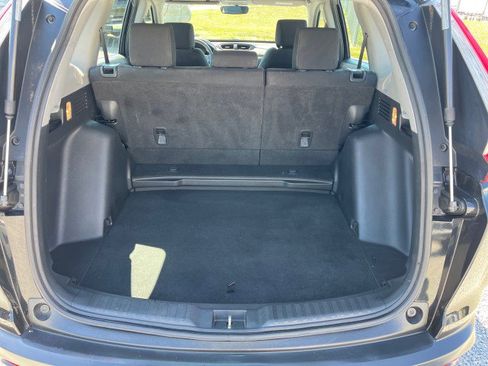 Used 2018 Honda CR-V LX image 16