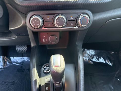 Certified 2025 Nissan Kicks Play S image 24