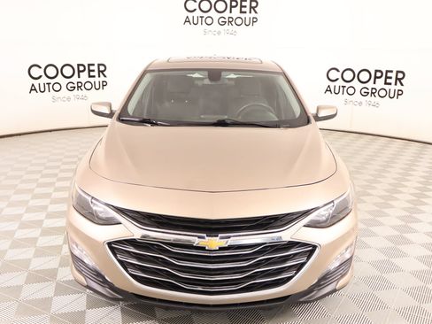 Used 2022 Chevrolet Malibu LT FWD image 9