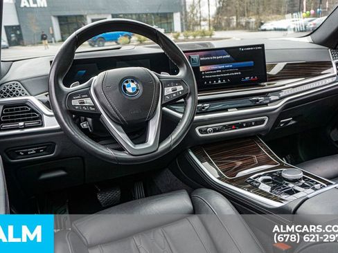 Used 2025 BMW X5 xDrive50e image 28