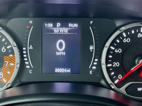 Used 2023 Jeep Renegade Latitude image 8