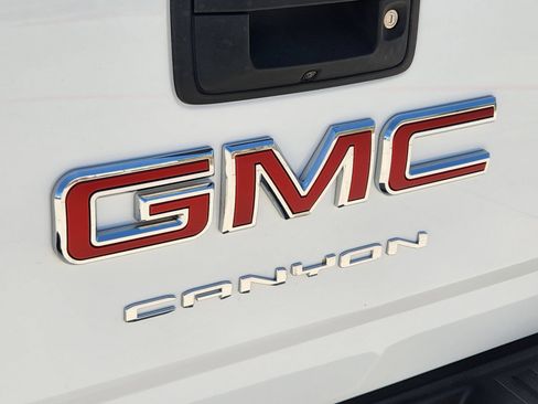 Used 2022 GMC Canyon Elevation w/ Trailering Package AWD/4WD image 14