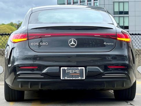 Used 2023 Mercedes-Benz EQS 580 4MATIC Sedan image 6