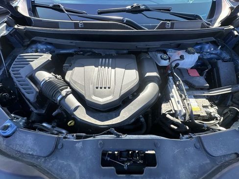 Used 2024 GMC Acadia Denali w/ Super Cruise Package image 26