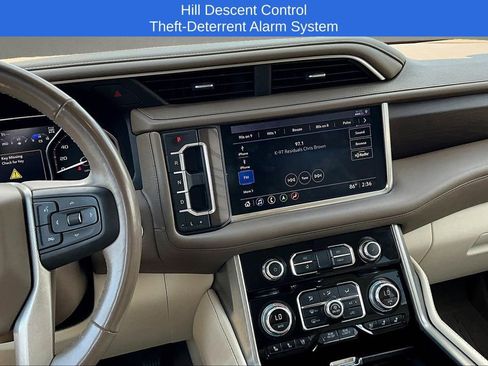 Used 2021 GMC Yukon Denali w/ Denali Premium Package AWD/4WD image 11