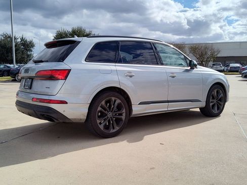 Used 2025 Audi Q7 3.0T Premium Plus w/ Premium Plus Package AWD/4WD image 11