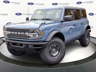 New 2025 Ford Bronco Badlands w/ Sasquatch Package