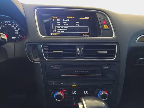 Used 2015 Audi Q5 2.0T Premium Plus w/ Technology Package AWD/4WD image 21