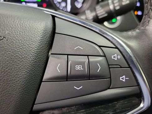 Used 2023 Cadillac XT5 Premium Luxury w/ Technology Package FWD image 12