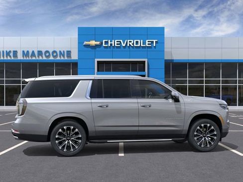 New 2026 Chevrolet Suburban High Country w/ Sun And Tow Package RWD image 5