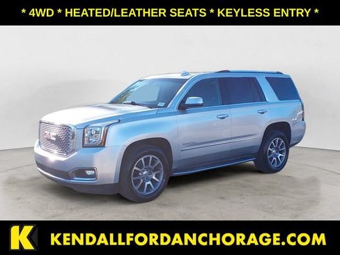 Used 2017 GMC Yukon Denali AWD/4WD image 1