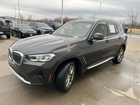 Used 2022 BMW X3 xDrive30i w/ Convenience Package image 3